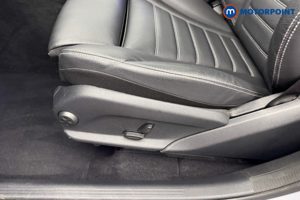 Used Mercedes-Benz GLC 2022 for sale - 76127881: Photo 34