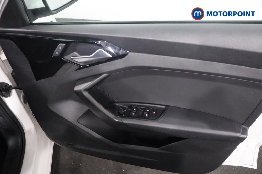 Used Audi A1 for sale - 77962654: Photo 17