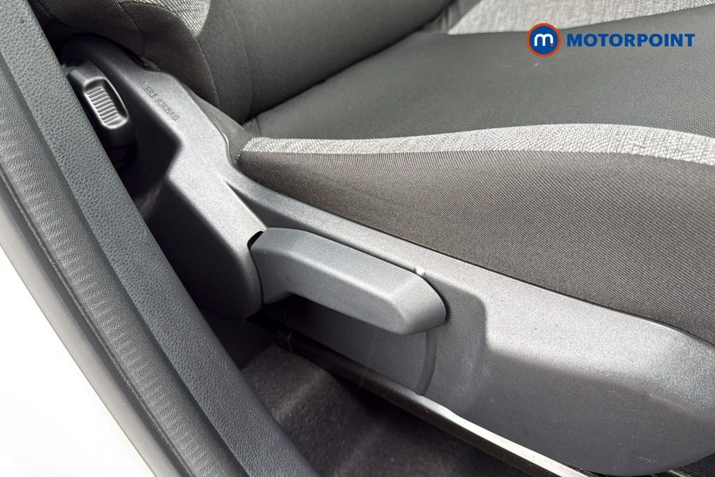 Used Toyota Aygo X 2023 for sale - 78123655: Photo 28