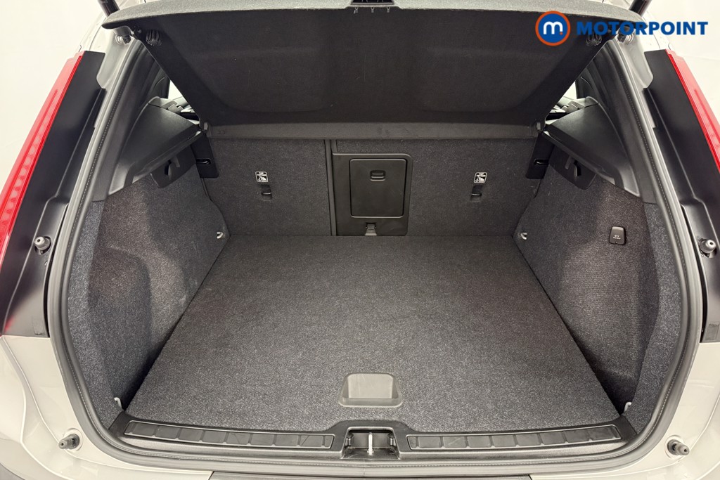 Used Volvo XC40 2023 for sale - 77374047: Photo 32