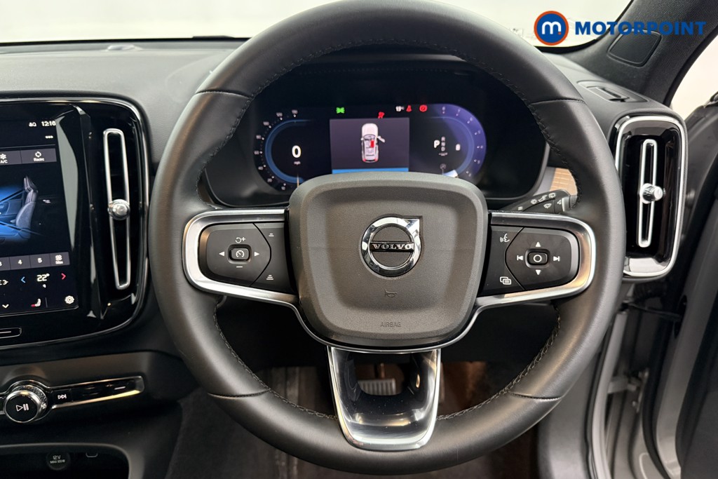 Used Volvo XC40 2023 for sale - 77312799: Photo 11