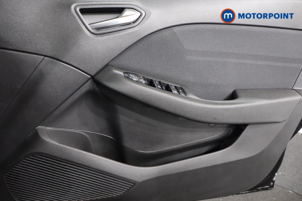 Used Renault Clio 2024 for sale - 77104303: Photo 18