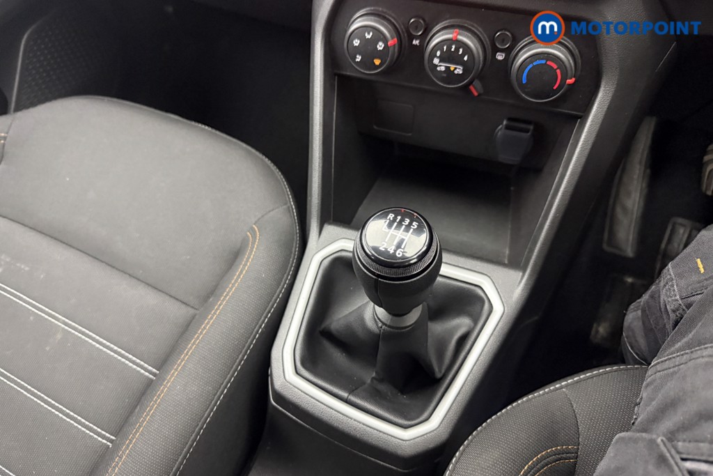 Used Dacia Sandero Stepway 2023 for sale - 77904059: Photo 12