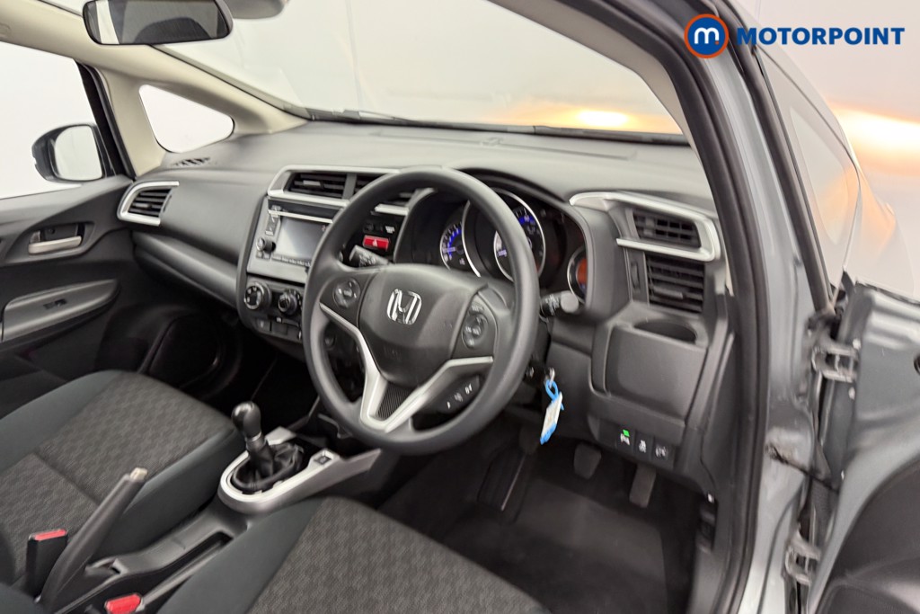 Used Honda Jazz 2016 for sale - 76889911: Photo 11