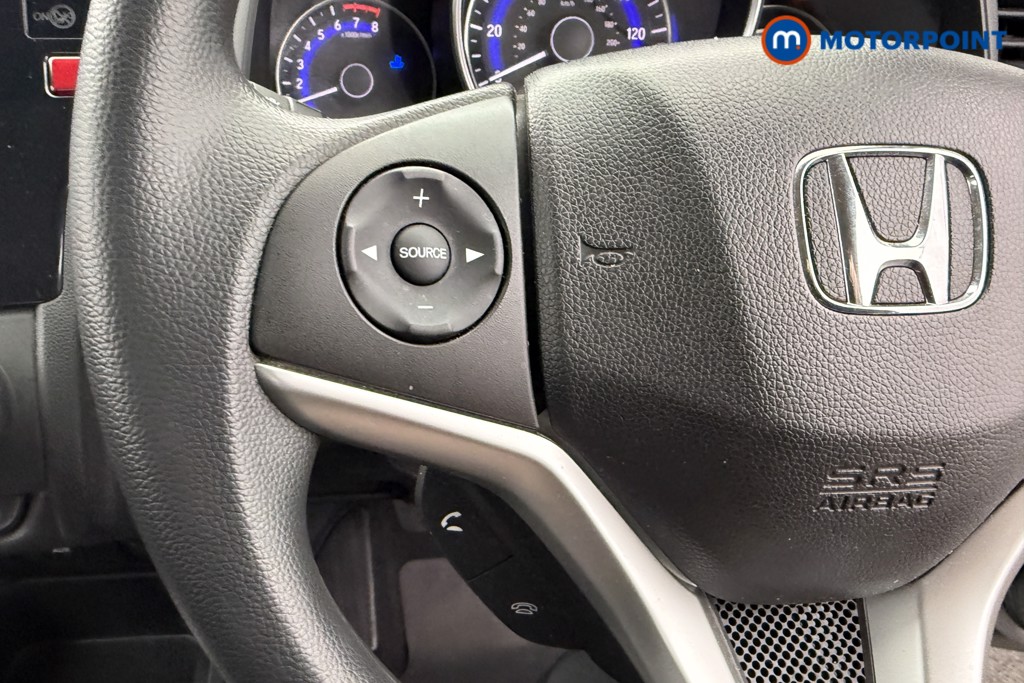 Used Honda Jazz 2016 for sale - 76889911: Photo 17