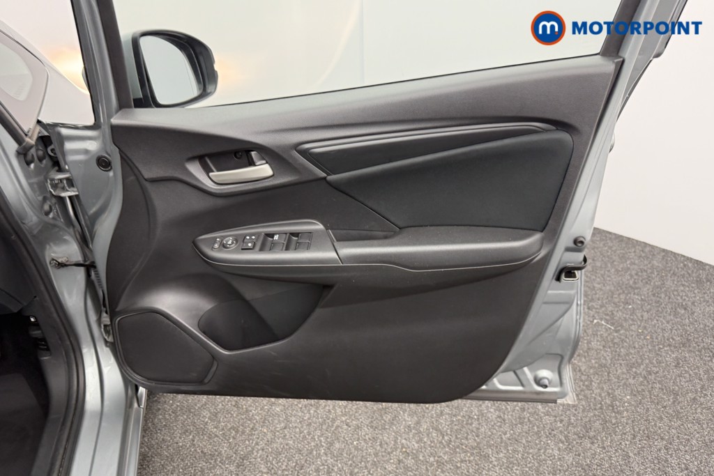 Used Honda Jazz 2016 for sale - 76889911: Photo 21