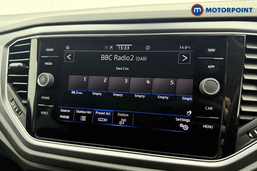 Used Volkswagen T-Roc for sale - 78012152: Photo 11