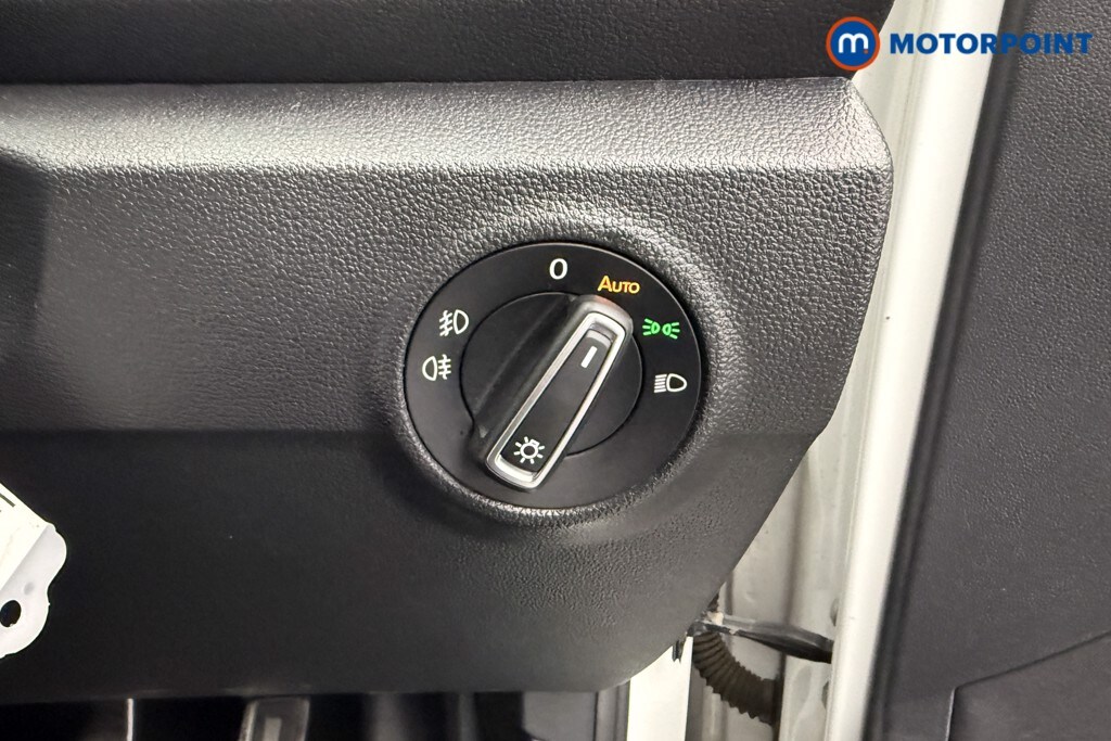 Used Volkswagen T-Roc for sale - 78012152: Photo 17