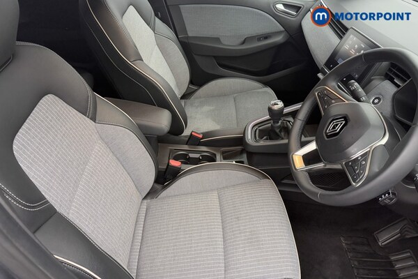 Used Renault Clio 2024 for sale - 76235058: Photo 30