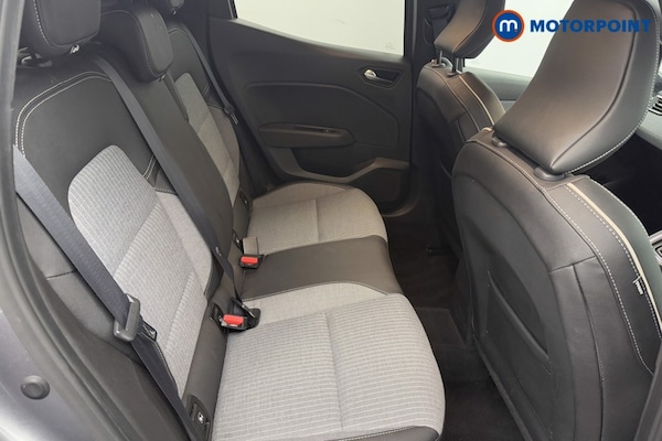 Used Renault Clio 2024 for sale - 76235058: Photo 32