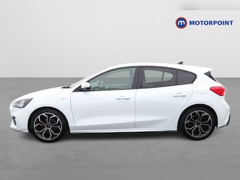 Used Ford Focus 2022 for sale - 77946635: Photo