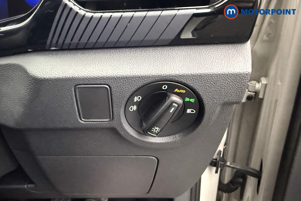 Used Volkswagen T-Cross 2023 for sale - 77932170: Photo 16