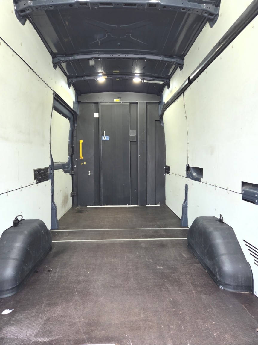 Used Ford Transit 2021 for sale - 76565161: Photo 16