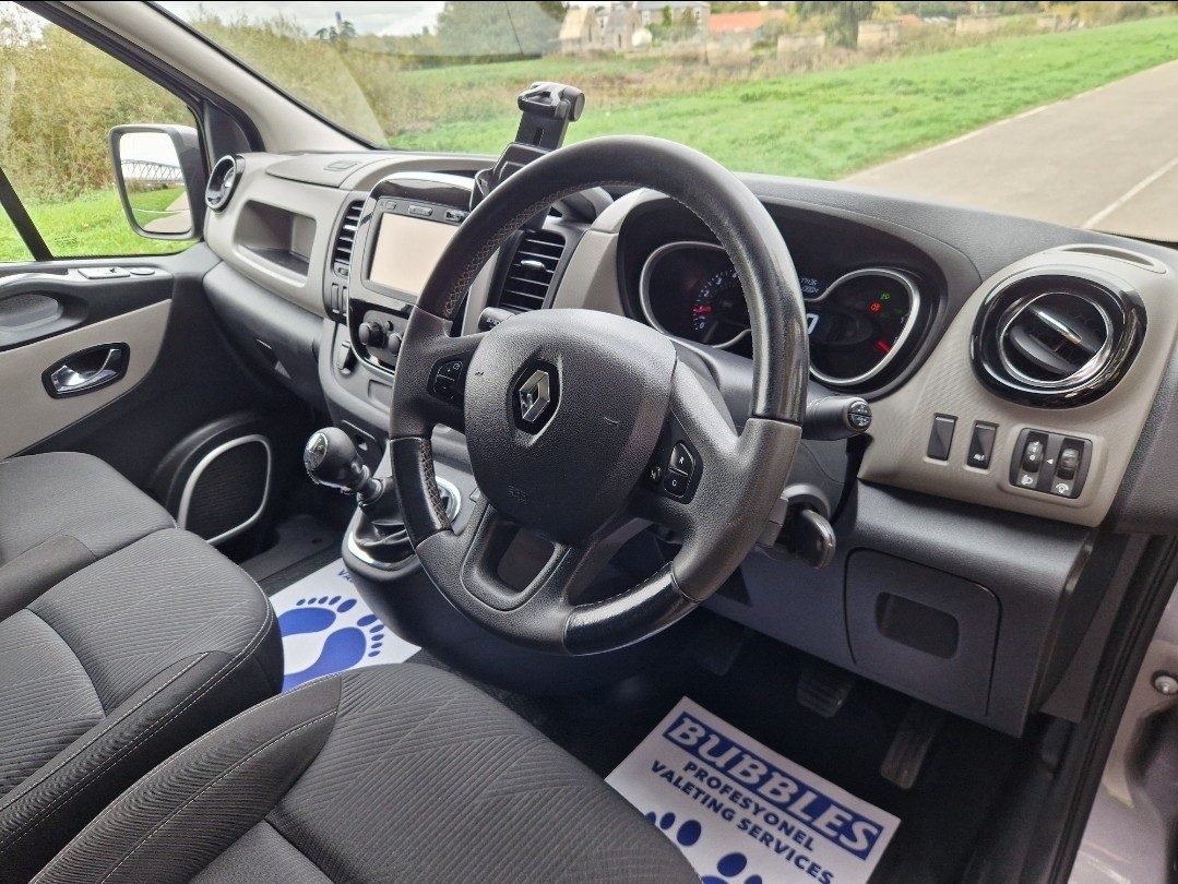 Used Renault Trafic 2019 for sale - 76769579: Photo 10