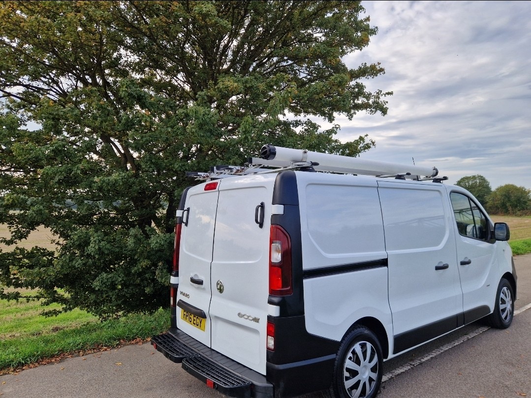 Used Vauxhall Vivaro 2016 for sale - 76330315: Photo 5