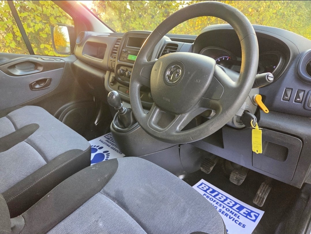 Used Vauxhall Vivaro 2017 for sale - 76836963: Photo 11