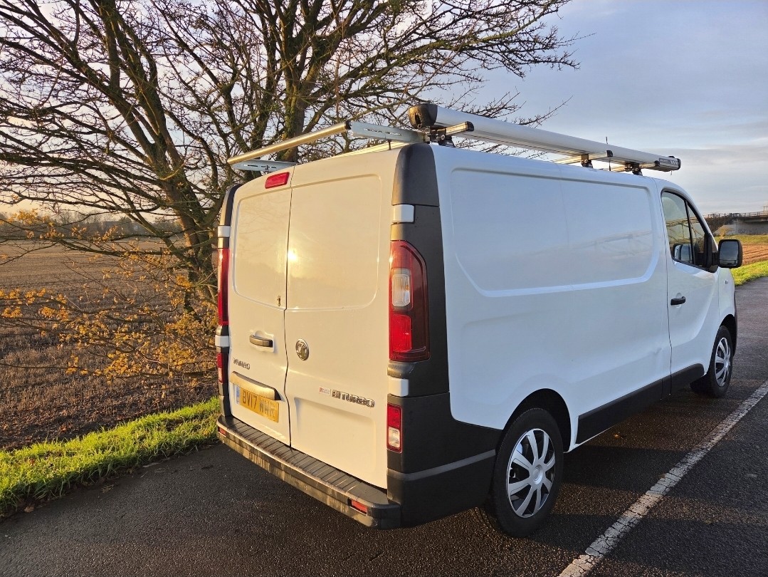 Used Vauxhall Vivaro 2017 for sale - 76836963: Photo 6