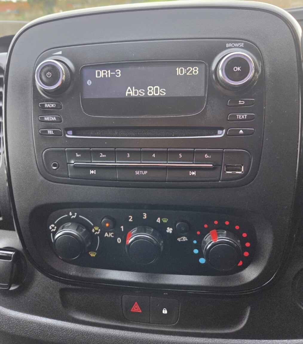 Used Vauxhall Vivaro 2018 for sale - 76330307: Photo 12