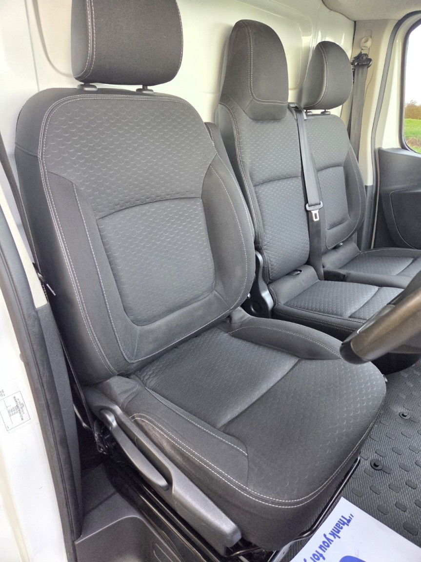 Used Vauxhall Vivaro 2018 for sale - 76330307: Photo 14