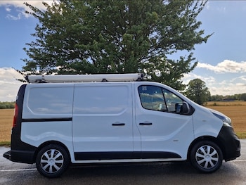 Used Vauxhall Vivaro 2016 for sale - 75468436: Photo