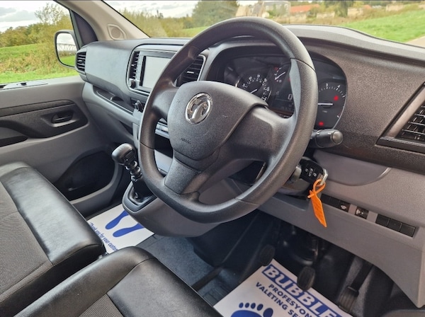 Used Vauxhall Vivaro 2021 for sale - 76225311: Photo 11