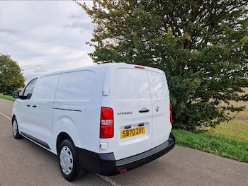 Used Vauxhall Vivaro 2021 for sale - 76225311: Photo 4
