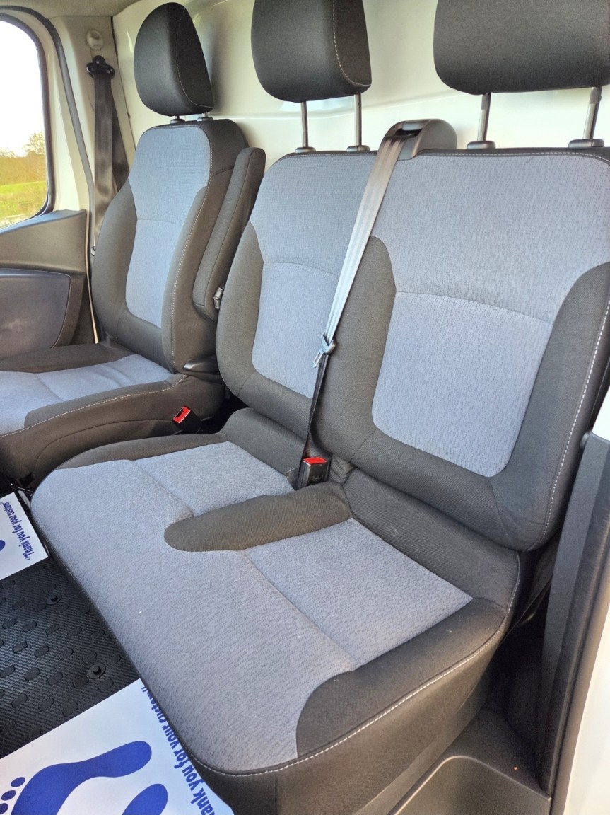 Used Vauxhall Vivaro 2019 for sale - 76673256: Photo 12