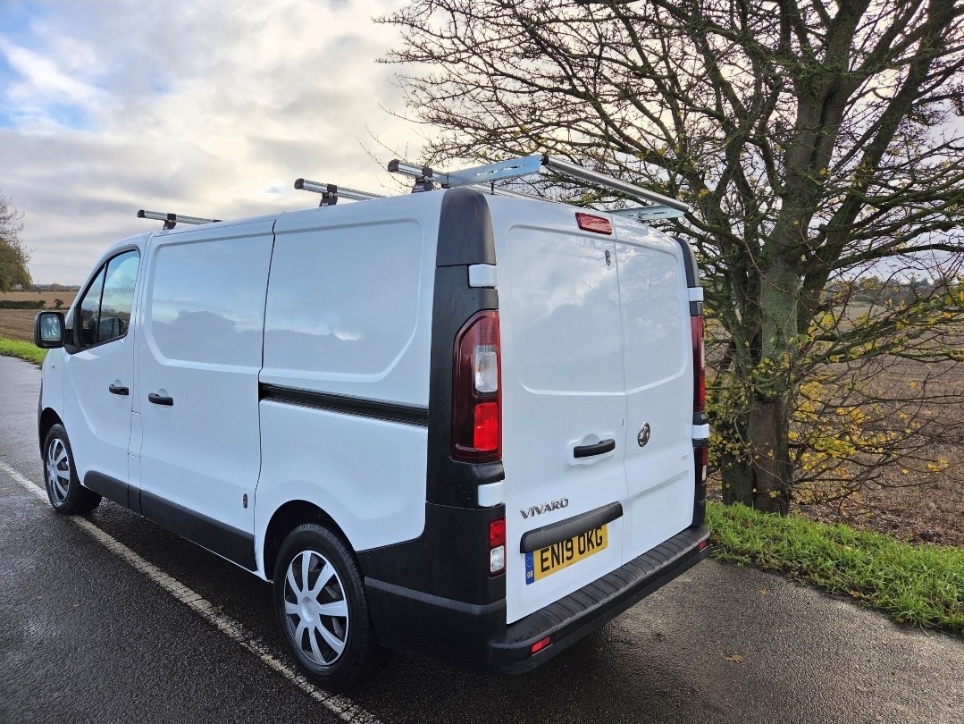 Used Vauxhall Vivaro 2019 for sale - 76673256: Photo 4
