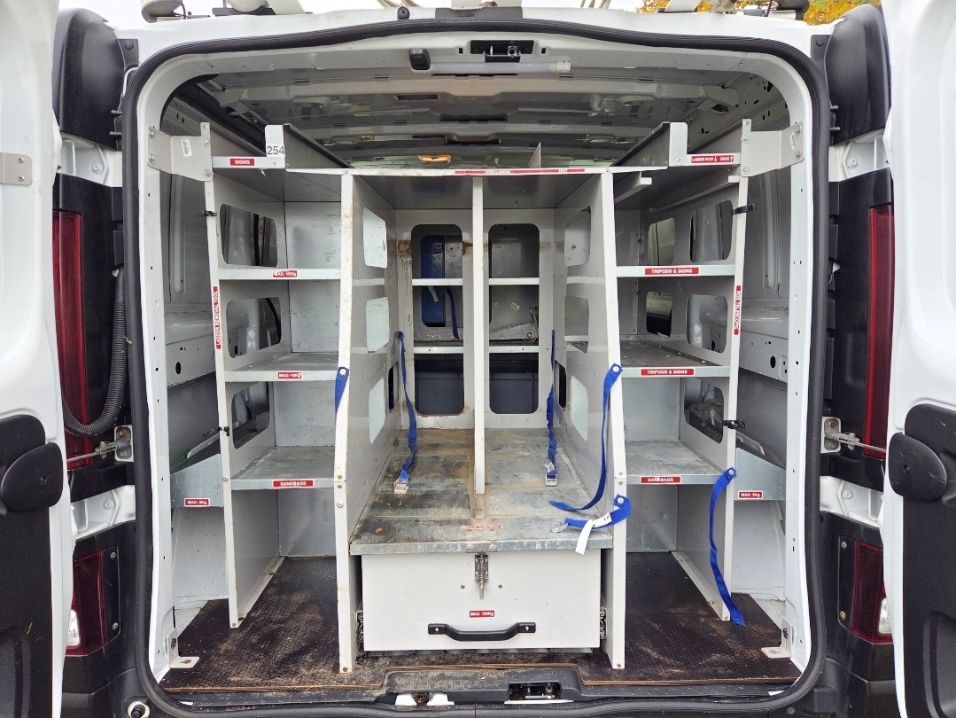 Used Vauxhall Vivaro 2018 for sale - 76471211: Photo 13