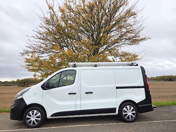 Used Vauxhall Vivaro 2018 for sale - 76471211: Photo