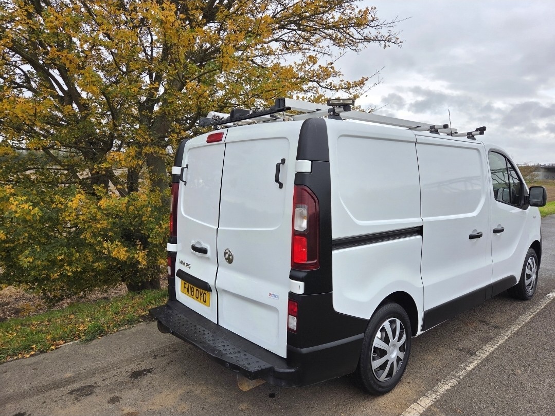 Used Vauxhall Vivaro 2018 for sale - 76471211: Photo 6