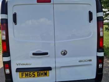 Used Vauxhall Vivaro 2016 for sale - 74970934: Photo