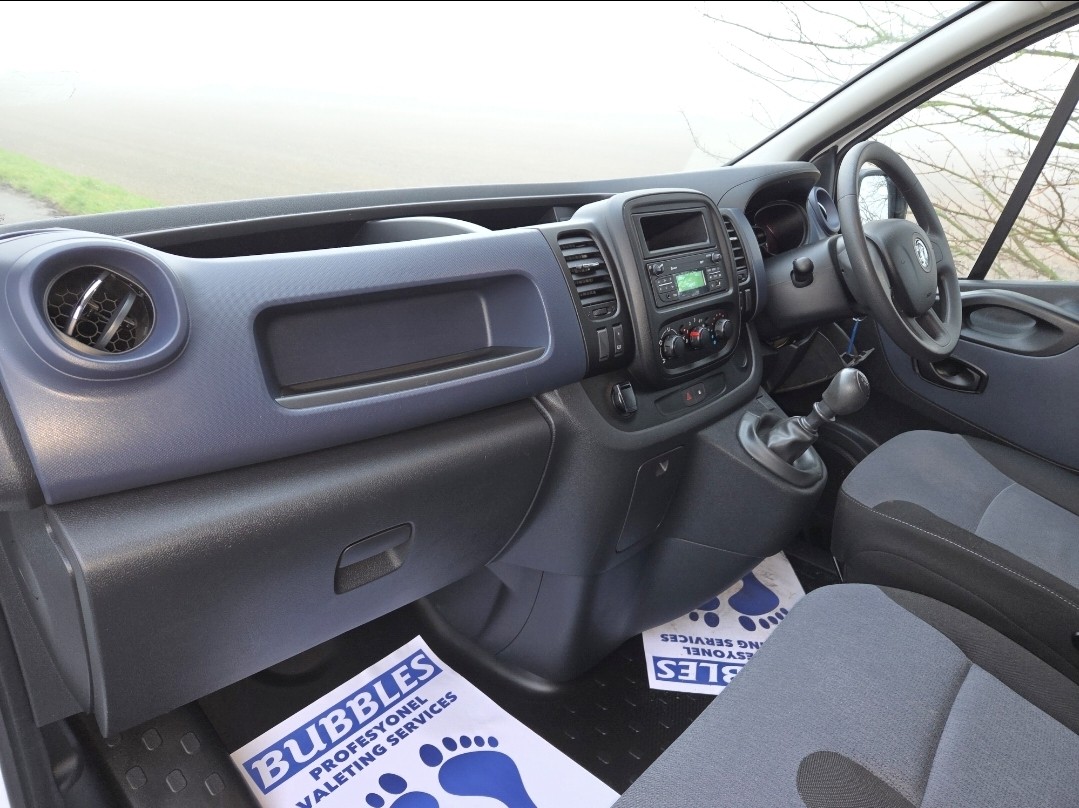 Used Vauxhall Vivaro 2017 for sale - 77011789: Photo 10