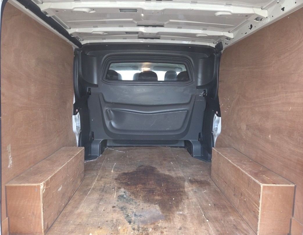 Used Vauxhall Vivaro 2017 for sale - 77011789: Photo 16