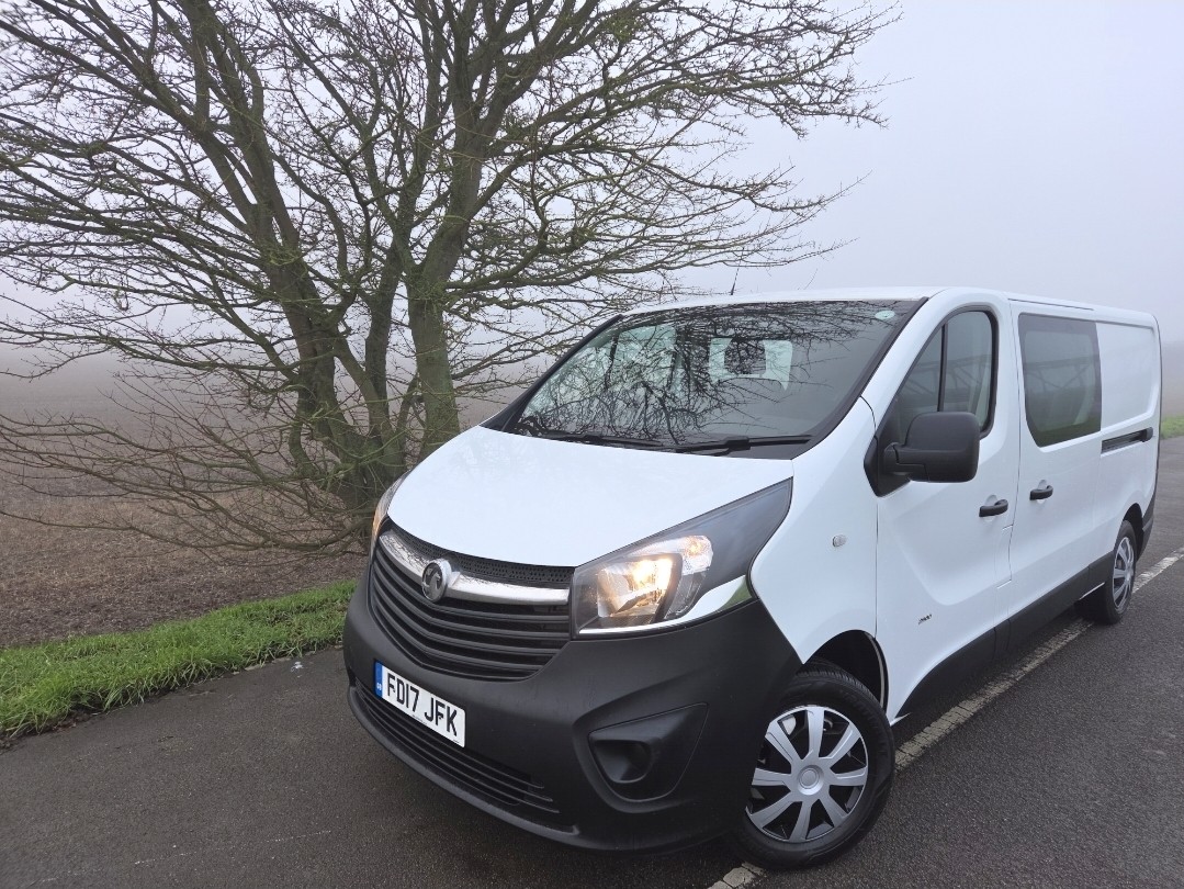 Used Vauxhall Vivaro 2017 for sale - 77011789: Photo 3