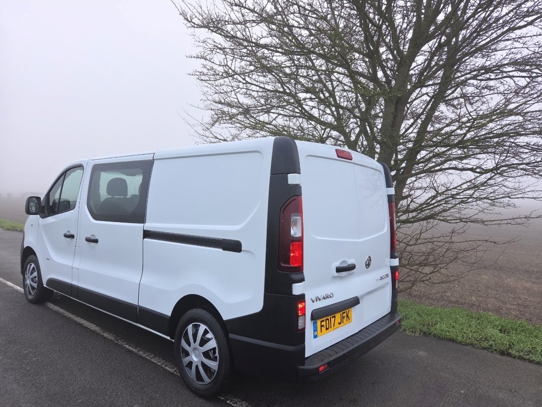 Used Vauxhall Vivaro 2017 for sale - 77011789: Photo 4