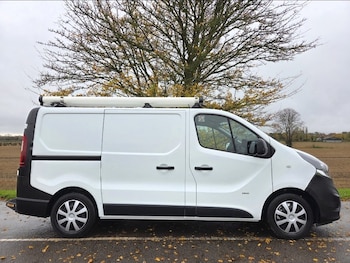 Used Vauxhall Vivaro 2016 for sale - 76547844: Photo