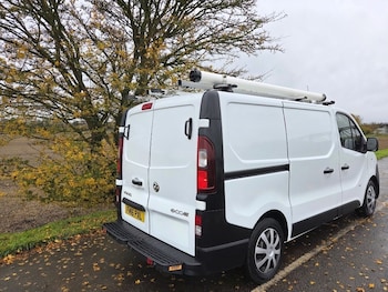 Used Vauxhall Vivaro 2016 for sale - 76547844: Photo