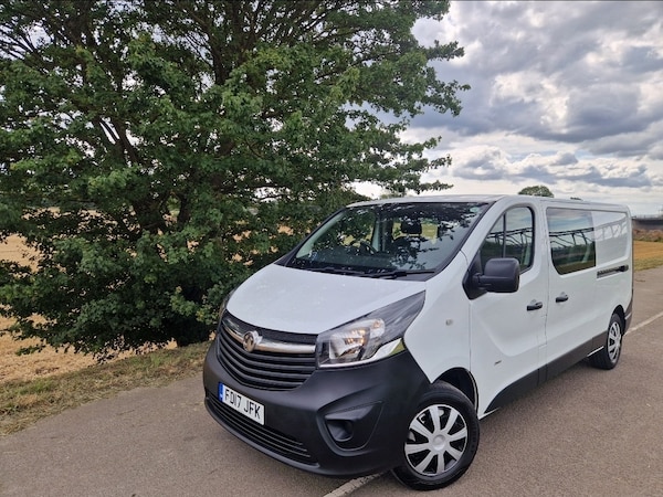 Used Vauxhall Vivaro 2017 for sale - 75332986: Photo 3