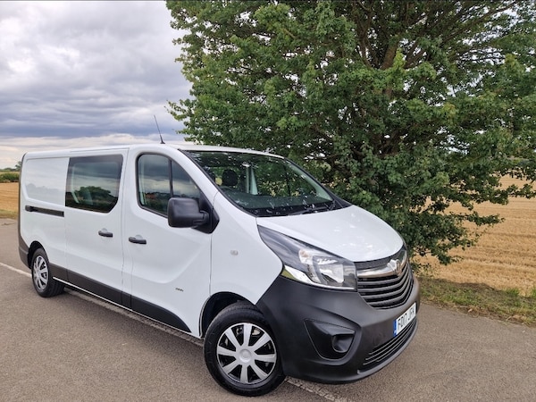 Used Vauxhall Vivaro 2017 for sale - 75332986: Photo 8