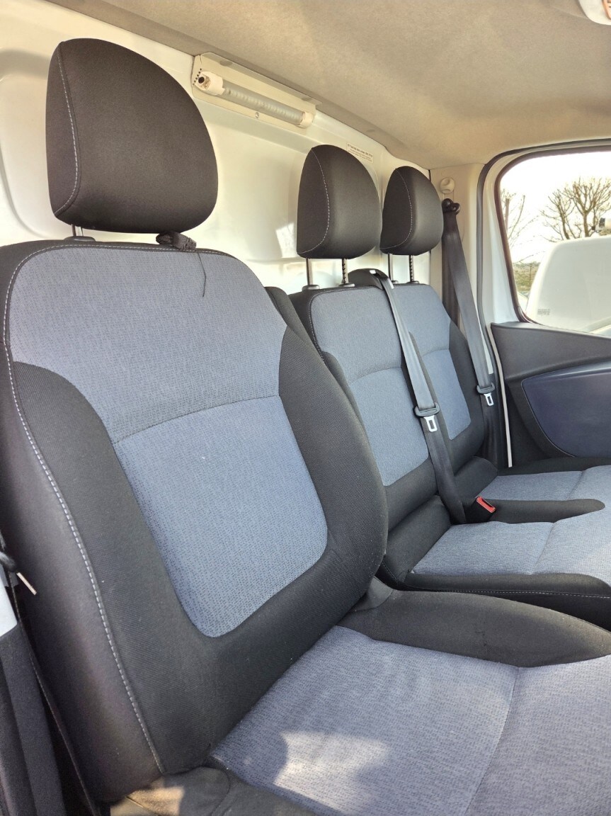 Used Vauxhall Vivaro 2018 for sale - 77766384: Photo 12