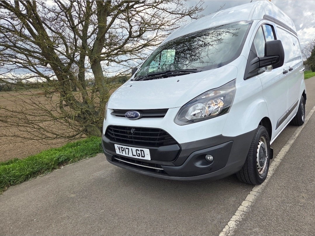 Used Ford Transit Custom 2017 for sale - 78135048: Photo 2