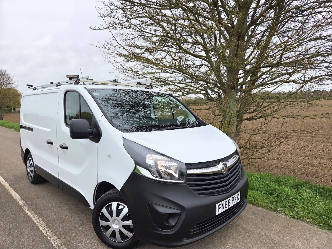 Used Vauxhall Vivaro 2018 for sale - 78062215: Photo 1