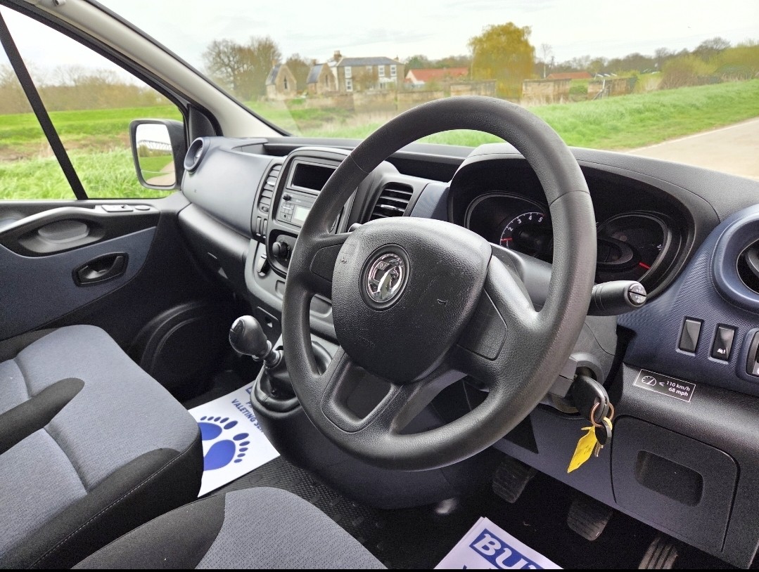Used Vauxhall Vivaro 2018 for sale - 78062215: Photo 10