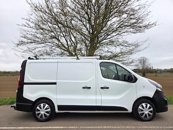 Used Vauxhall Vivaro 2018 for sale - 78062215: Photo