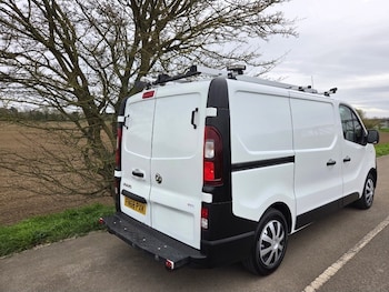 Used Vauxhall Vivaro 2018 for sale - 78062215: Photo
