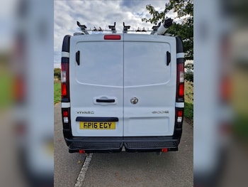 Used Vauxhall Vivaro 2016 for sale - 76149359: Photo 4