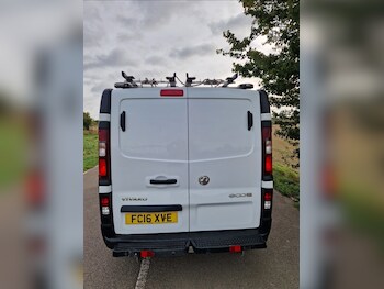 Used Vauxhall Vivaro 2016 for sale - 76134035: Photo 4