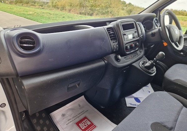 Used Vauxhall Vivaro 2016 for sale - 76134035: Photo 8