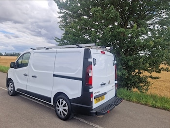 Used Vauxhall Vivaro 2016 for sale - 75262056: Photo